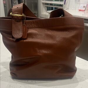 Vintage 1990s coach brown leather tote bag